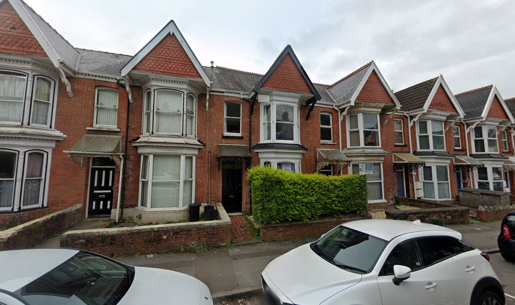 Property photo 1 of 11