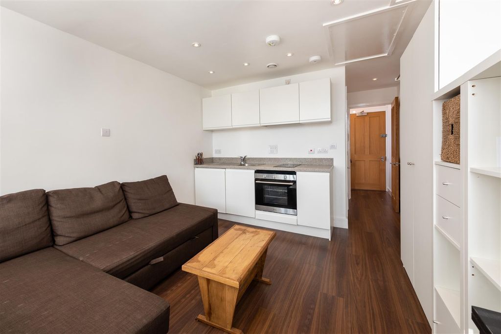 Property photo 1 of 5 Tek-180905-04-Hires.Jpg