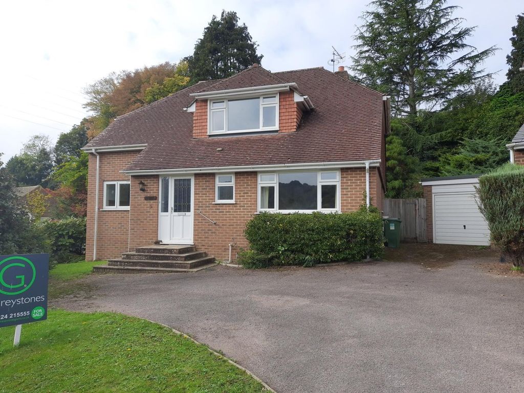 Property photo 1 of 17