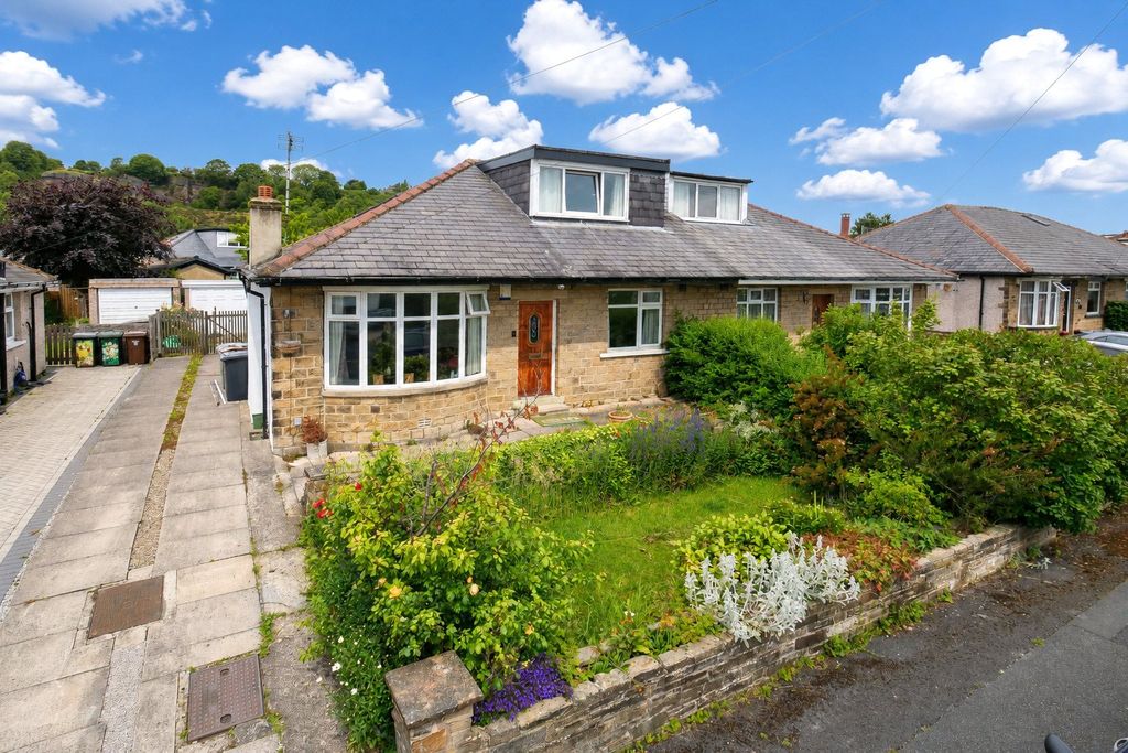 Property photo 1 of 15 Picture No. 16