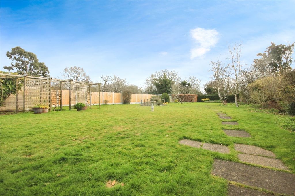 Property photo 3 of 16 Exterior