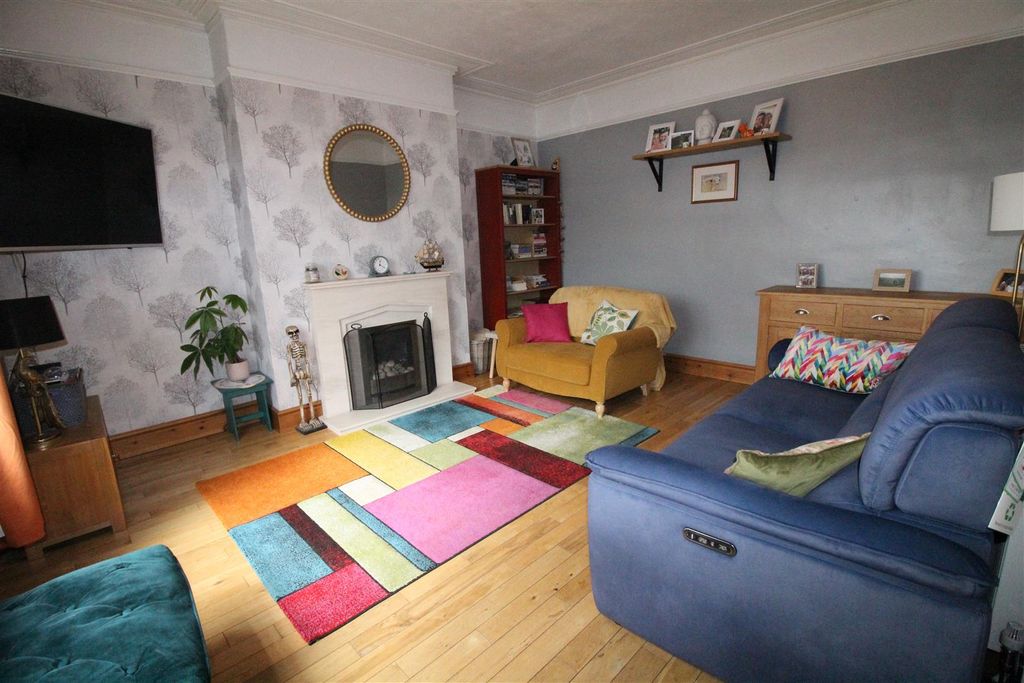 Property photo 3 of 17 Img_0577.Jpg