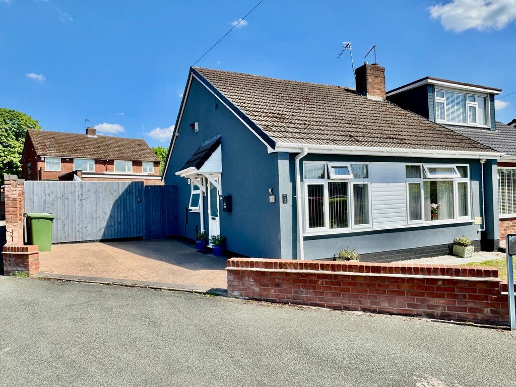 Property photo 1 of 9