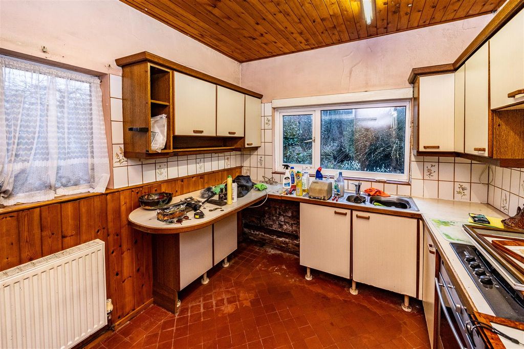 Property photo 3 of 20 329Wrwyke-050226-12.Jpg