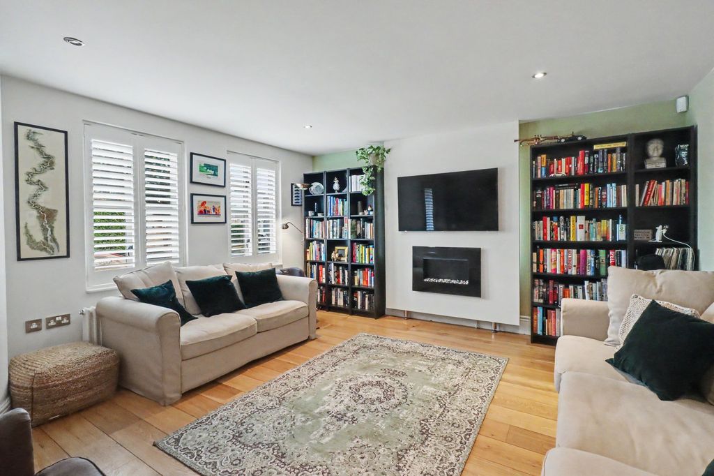 Additional image 6 of 5 bed detached house for saleVine Road, East Molesey KT8