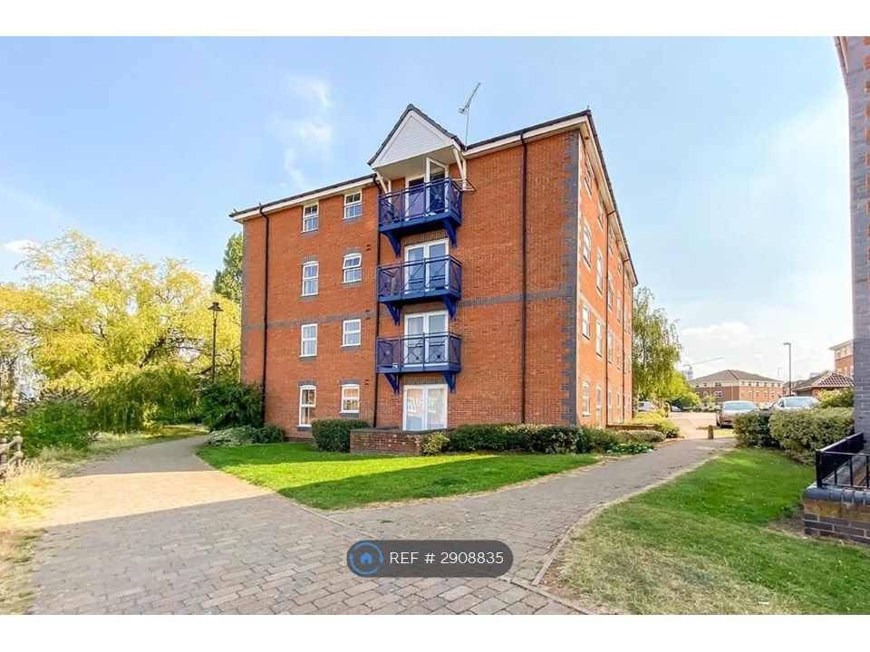 Property photo 1 of 12 Building Outside