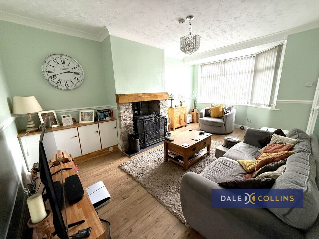 Property photo 2 of 14 Photo 10