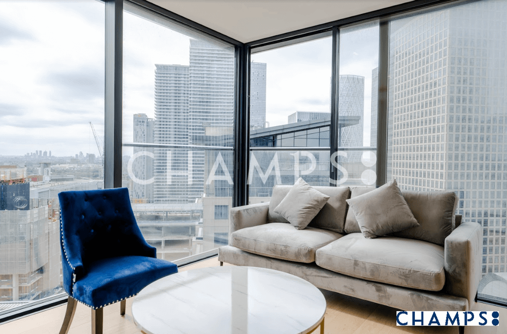 Property photo 1 of 17 2 Bed Flat To Rent Marsh Wall, London E14