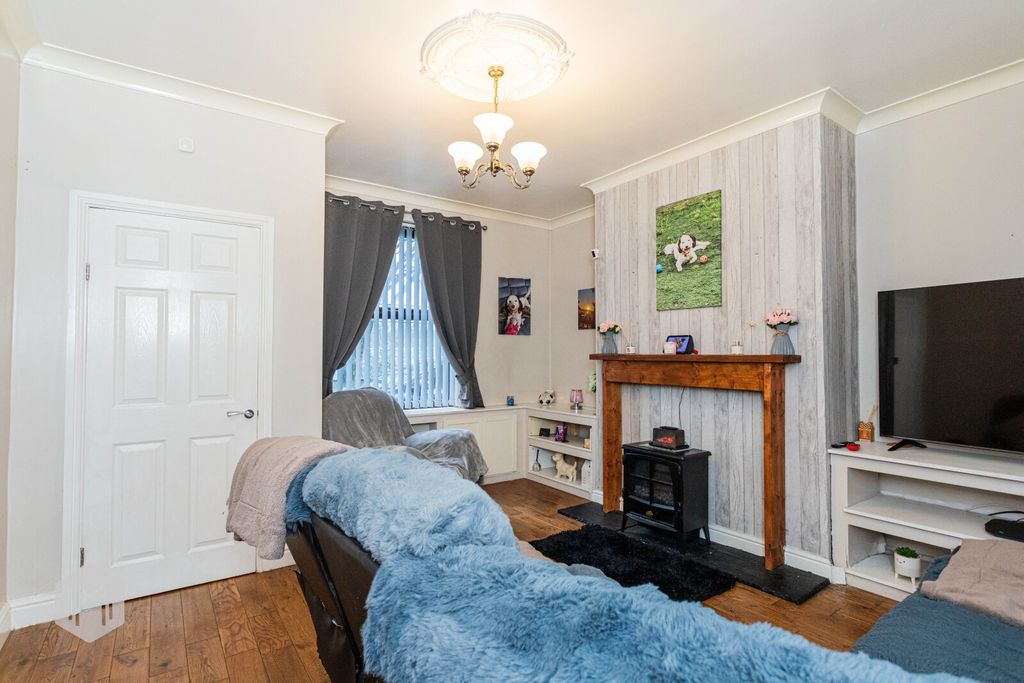 Property photo 2 of 18 Picture No. 04