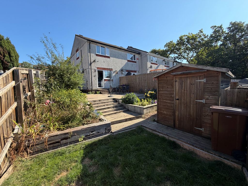 Property photo 3 of 9 11