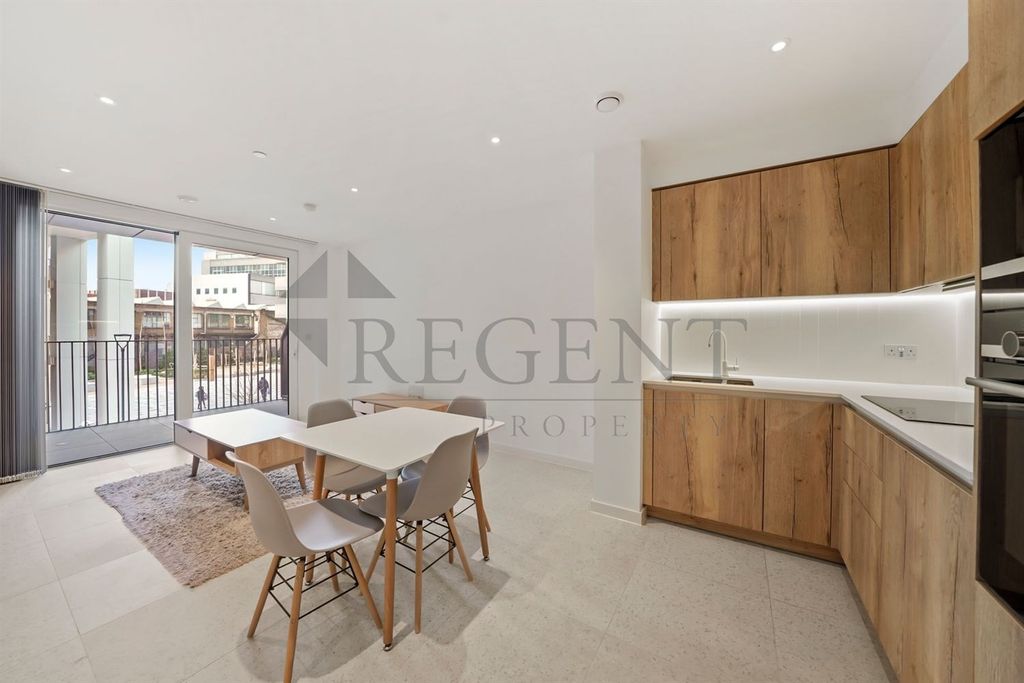 Property photo 2 of 15 Dining Area