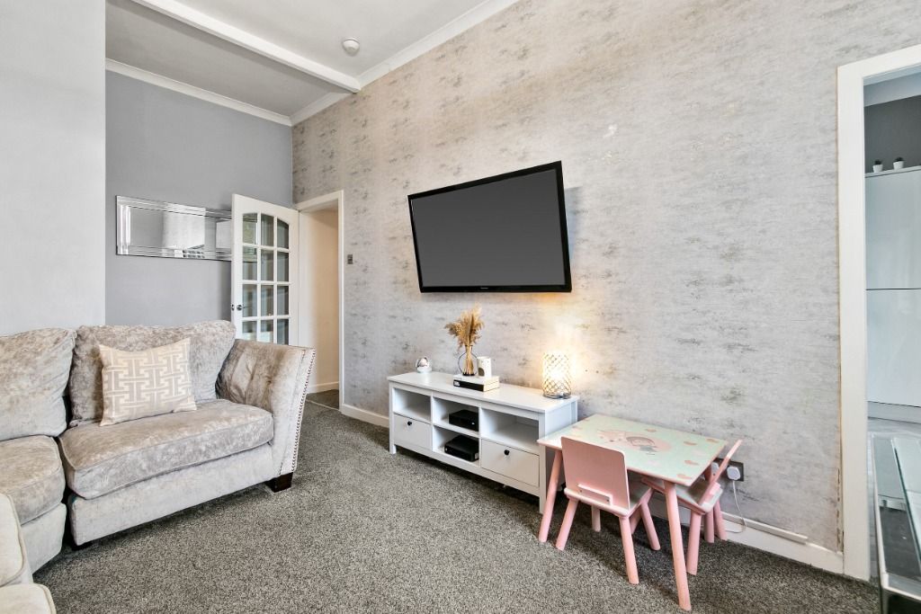 Property photo 3 of 20