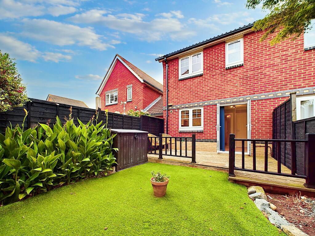 Property photo 2 of 12