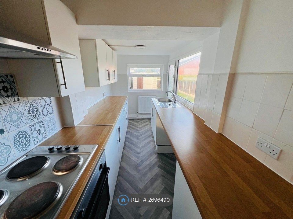 Property photo 2 of 22