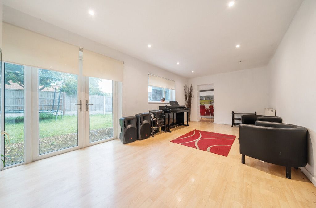 Property photo 2 of 13 1167003 (4).Jpg