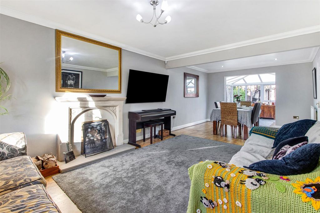 Additional image 4 of 4 bed detached house for saleWaystead Close, Northwich CW9