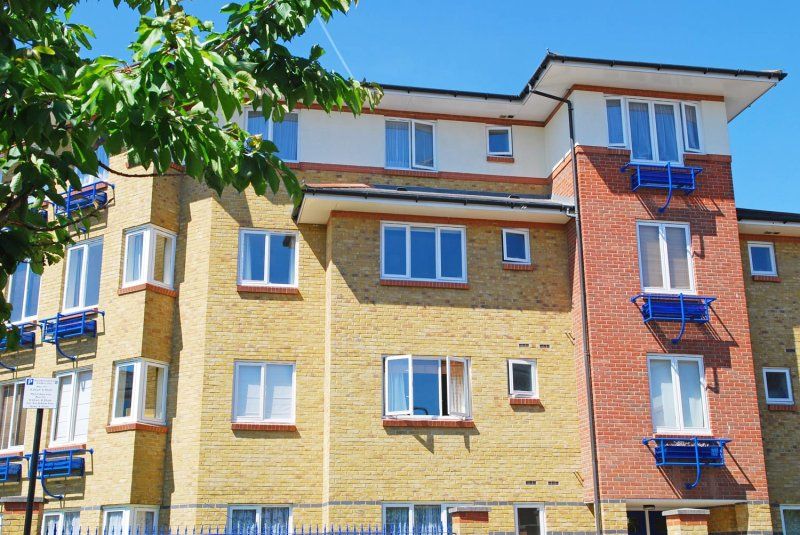 Property photo 1 of 2