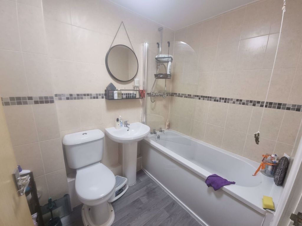 Property photo 3 of 3 Photo 3