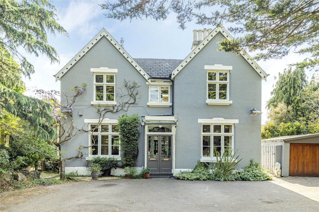 Property photo 1 of 17 External
