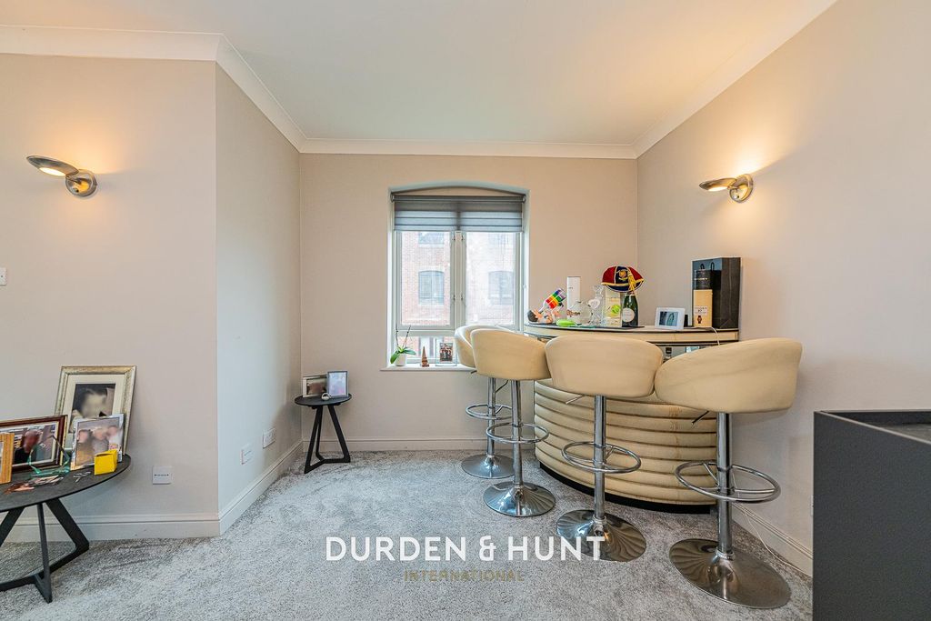 Property photo 3 of 27 Boleyn-21.Jpg