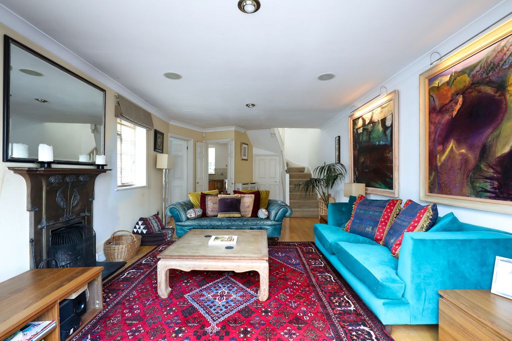 Property photo 2 of 15