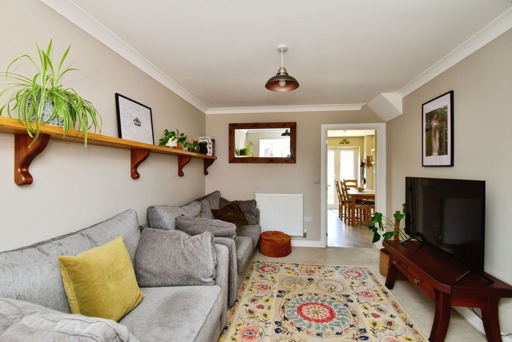 Property photo 3 of 20 Pbox-Img.Jpg