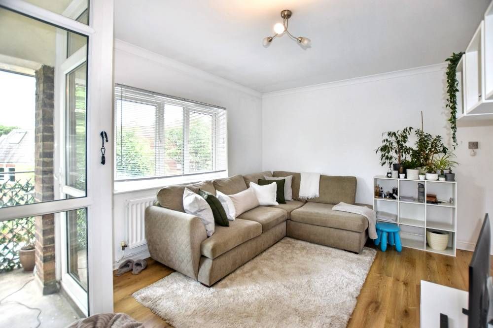 Property photo 3 of 18