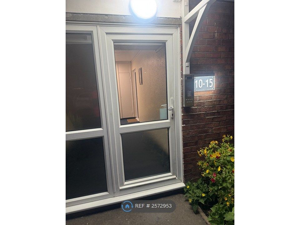 Property photo 2 of 11 Front Entrance