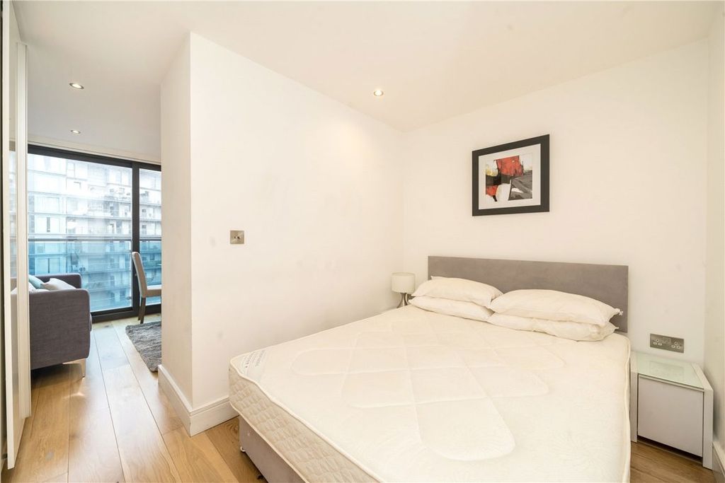 Property photo 3 of 4