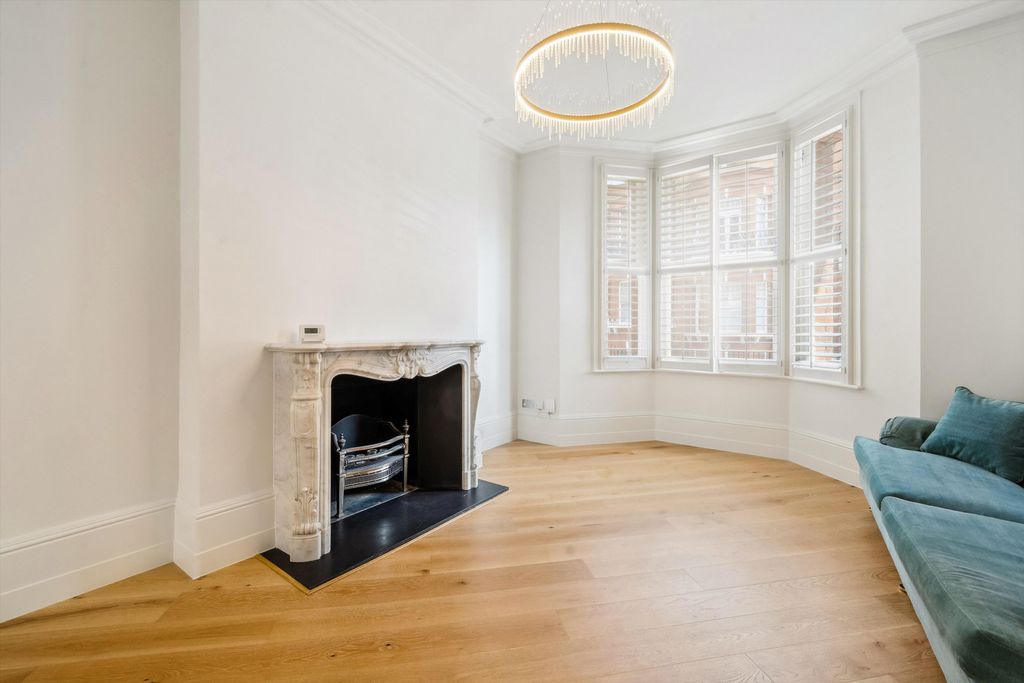 Property photo 1 of 19 Image