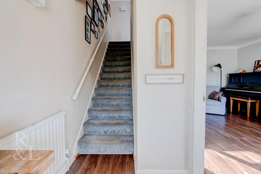 Property photo 2 of 19 Batched  (10).Jpg