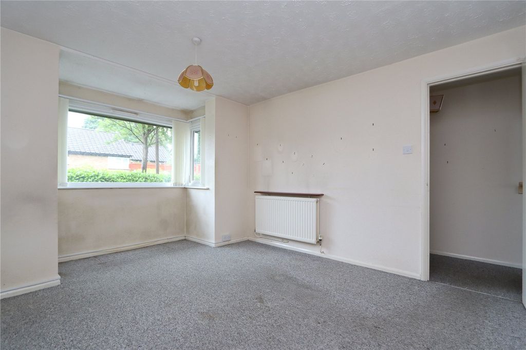 Property photo 2 of 12 Picture No. 10