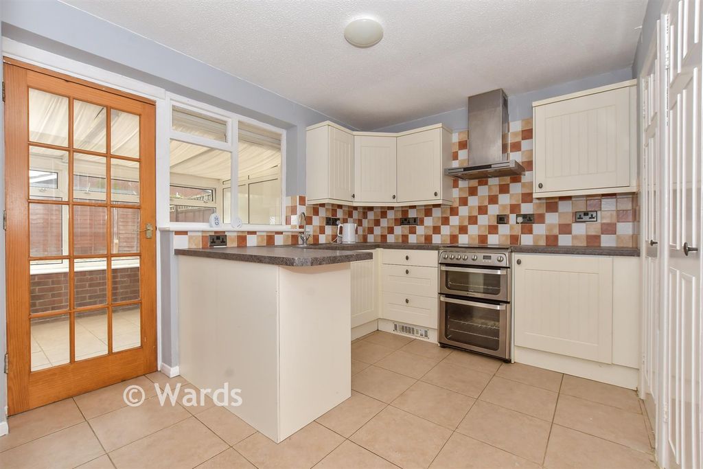 Property photo 1 of 16 Kitchen