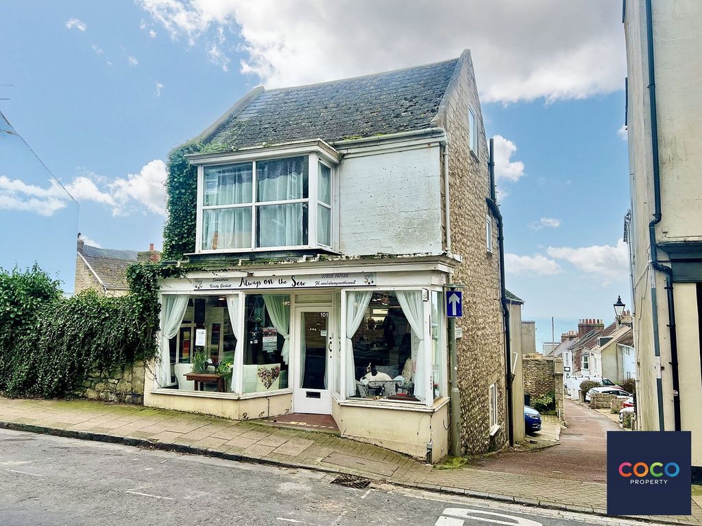 Property photo 3 of 10 Commercial Shop Front