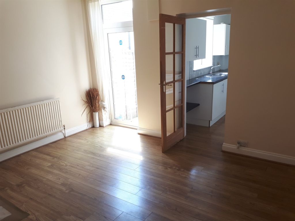 Property photo 3 of 9