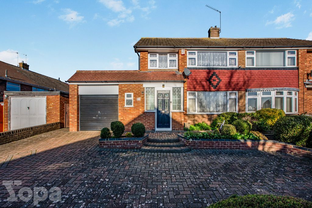 Property photo 1 of 16 Photo #1