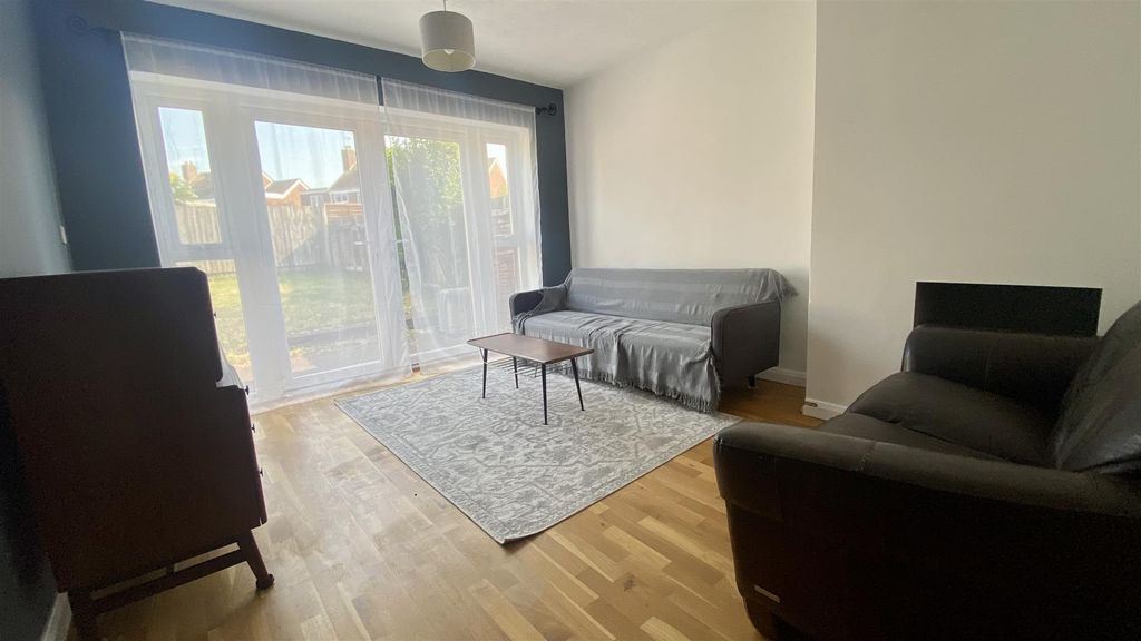 Property photo 3 of 8 Img_7032.Jpg