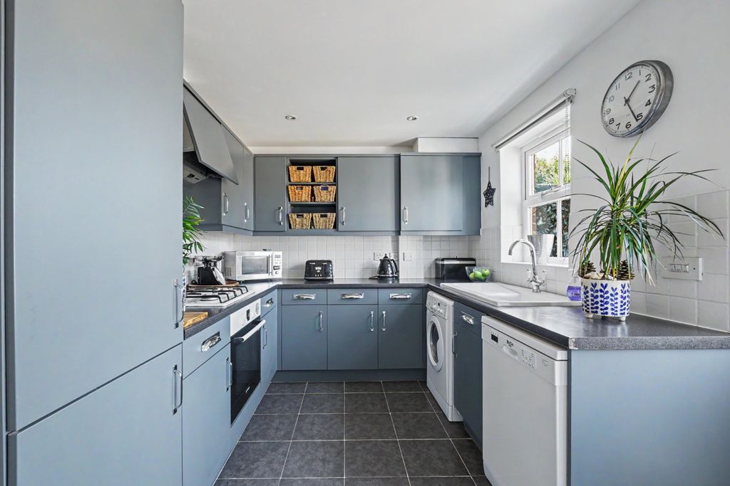 Property photo 3 of 22 4579316