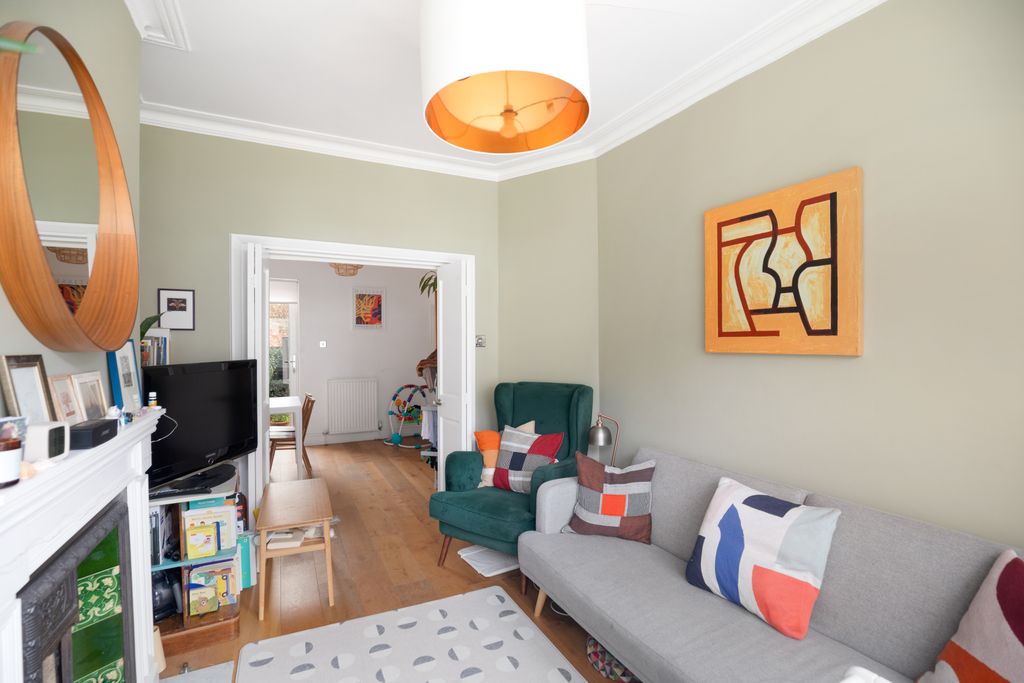 Property photo 3 of 14