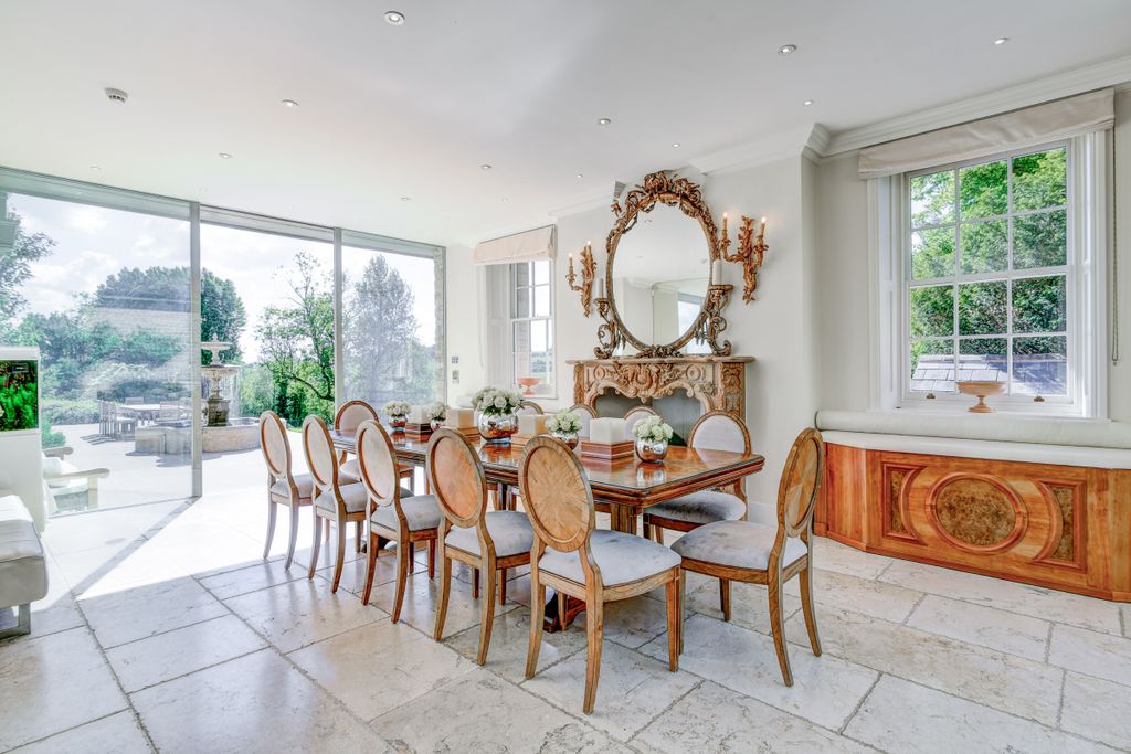 Additional image 5 of 6 bed property for saleStour Provost, Dorset, Dorset SP8