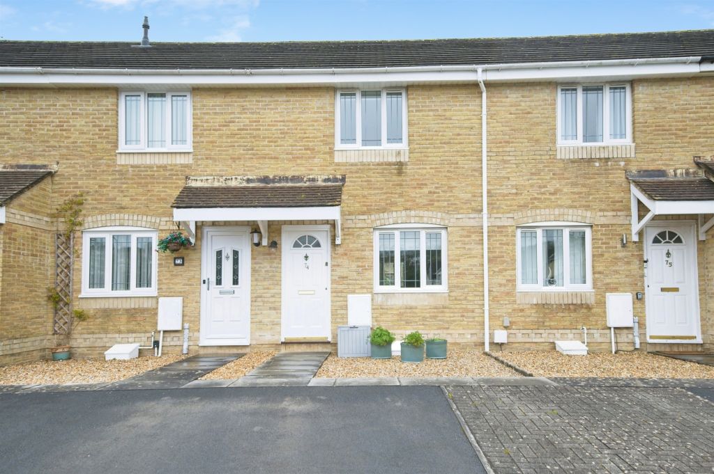 Property photo 1 of 18