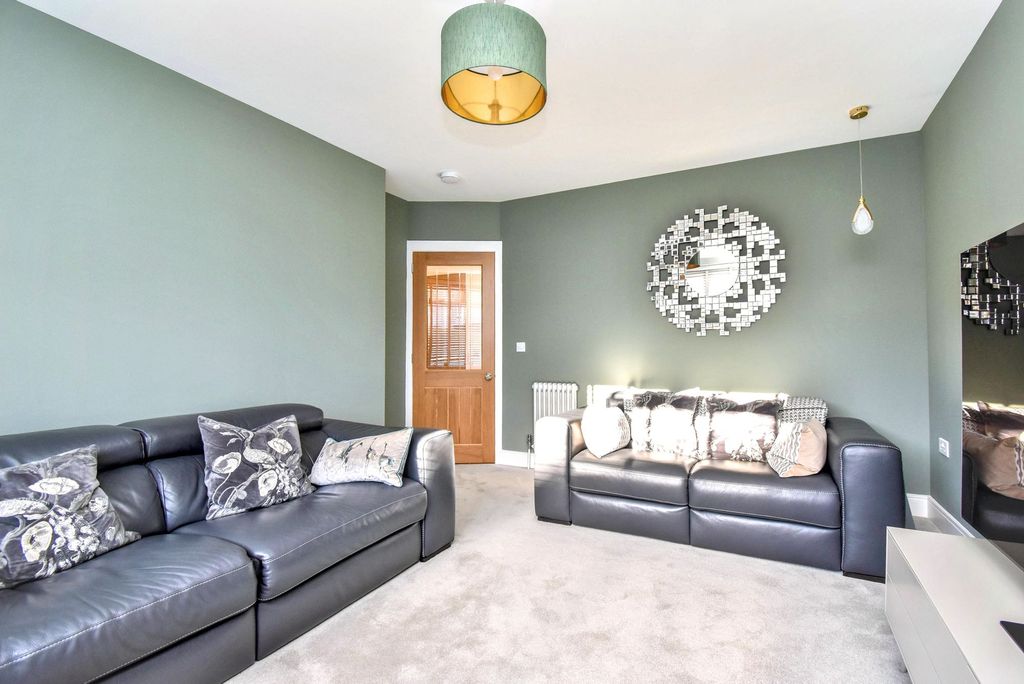 Property photo 2 of 14 Lounge Angle 2