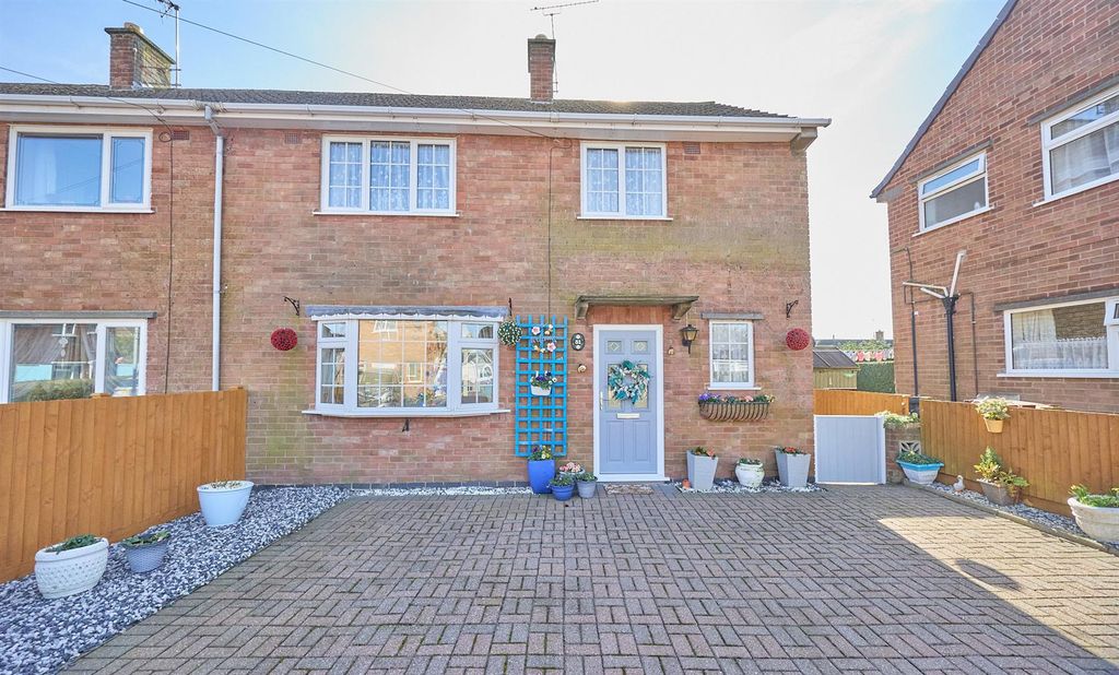 Property photo 1 of 10 Oak Road  10.Jpg