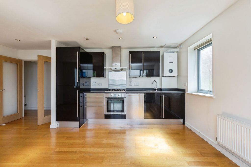 Property photo 3 of 19 Pbox-Img.Jpg