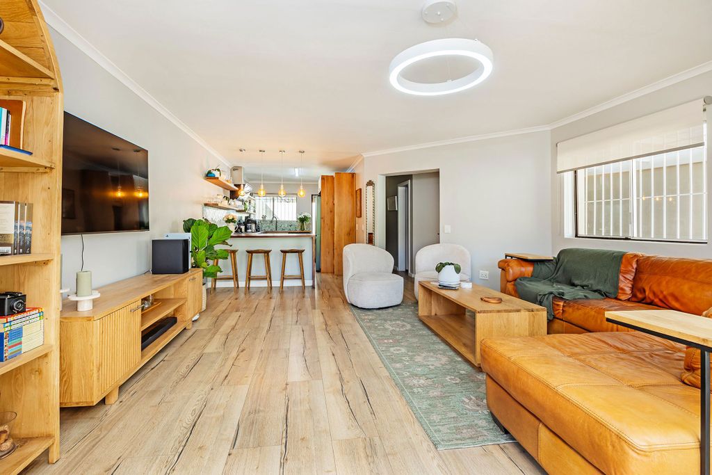 Property photo 3 of 29 Dbv1730508