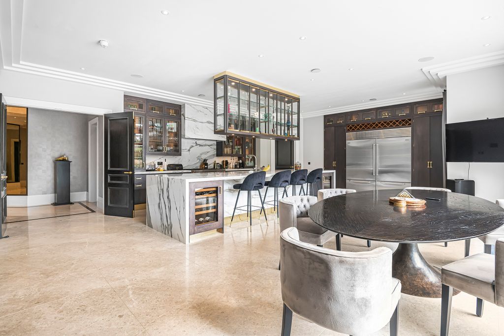 Additional image 4 of 8 bed property for saleAbbots Drive, Virginia Water, Surrey GU25