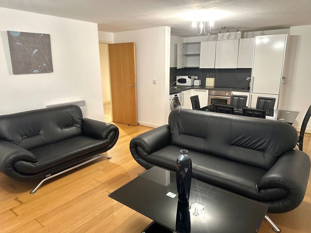 Property photo 3 of 17 Gallery