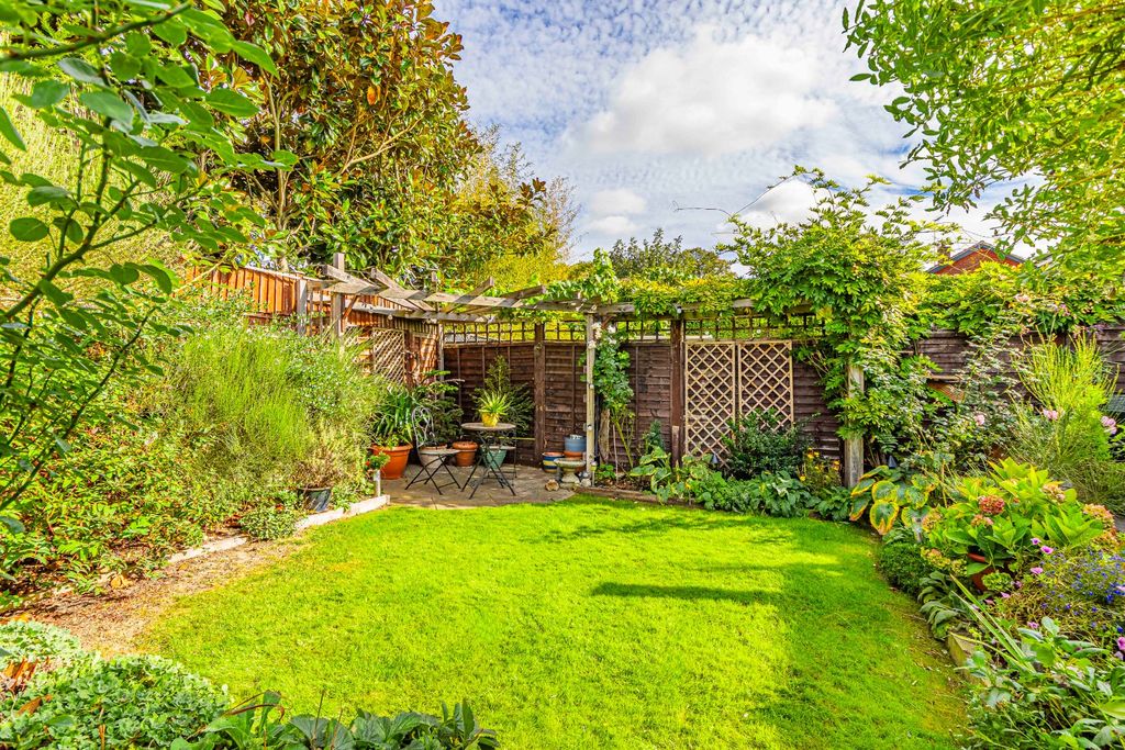 Property photo 3 of 25 Picture No. 28