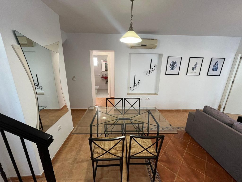 Property photo 2 of 47