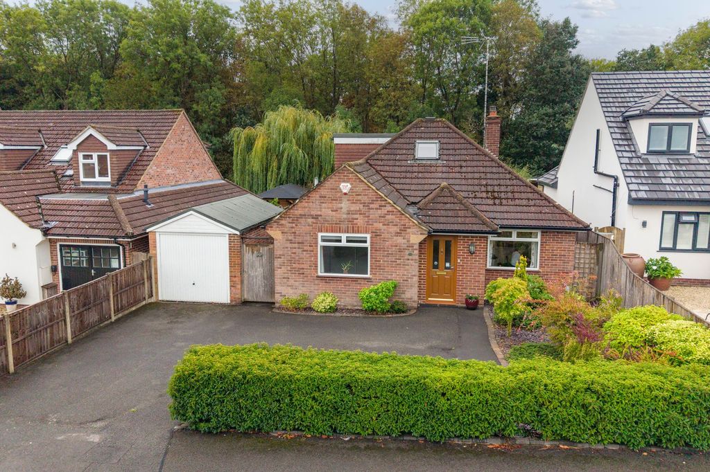 Property photo 1 of 17